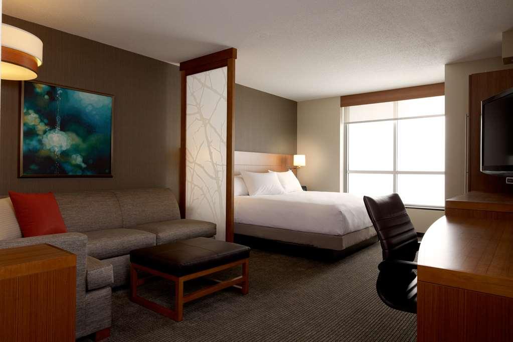 Hyatt Place Columbus Polaris Room photo